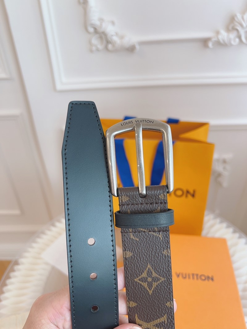 LOUIS VUITTON Belts